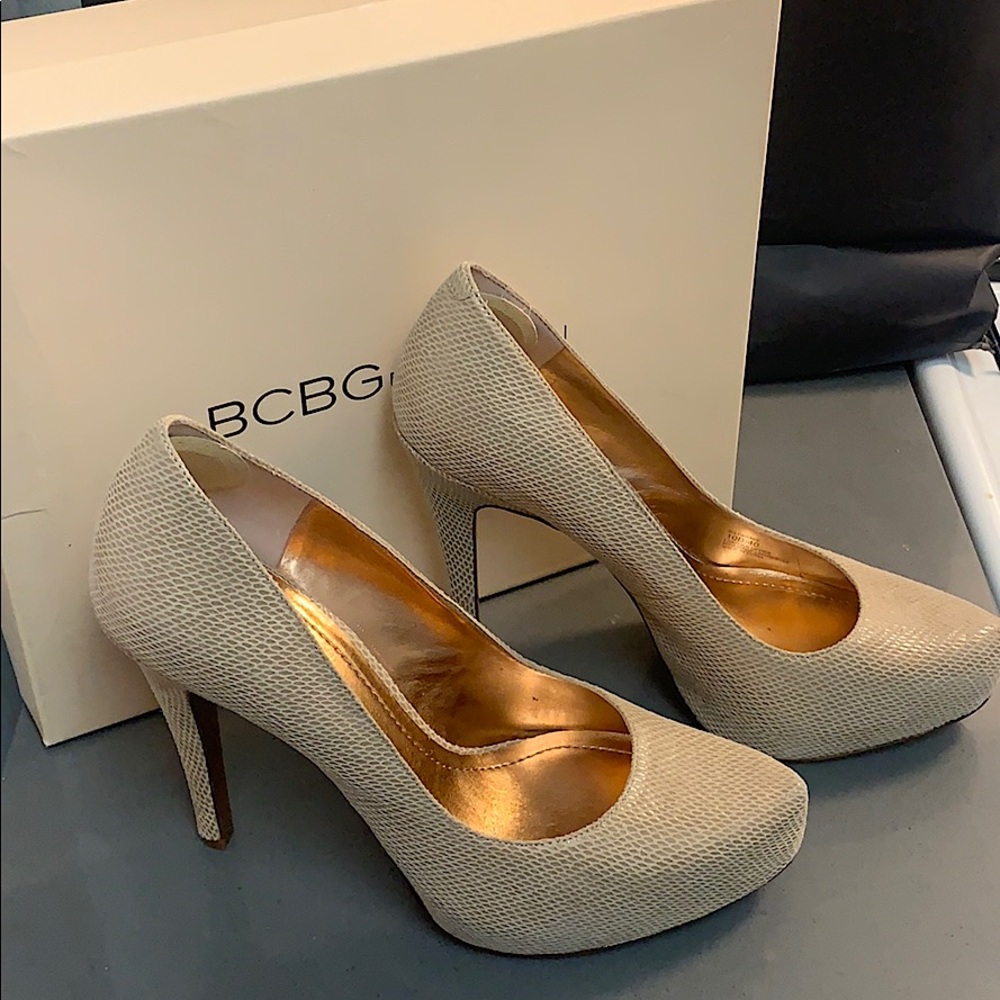 BCBG Snake Skin Heels 9.5